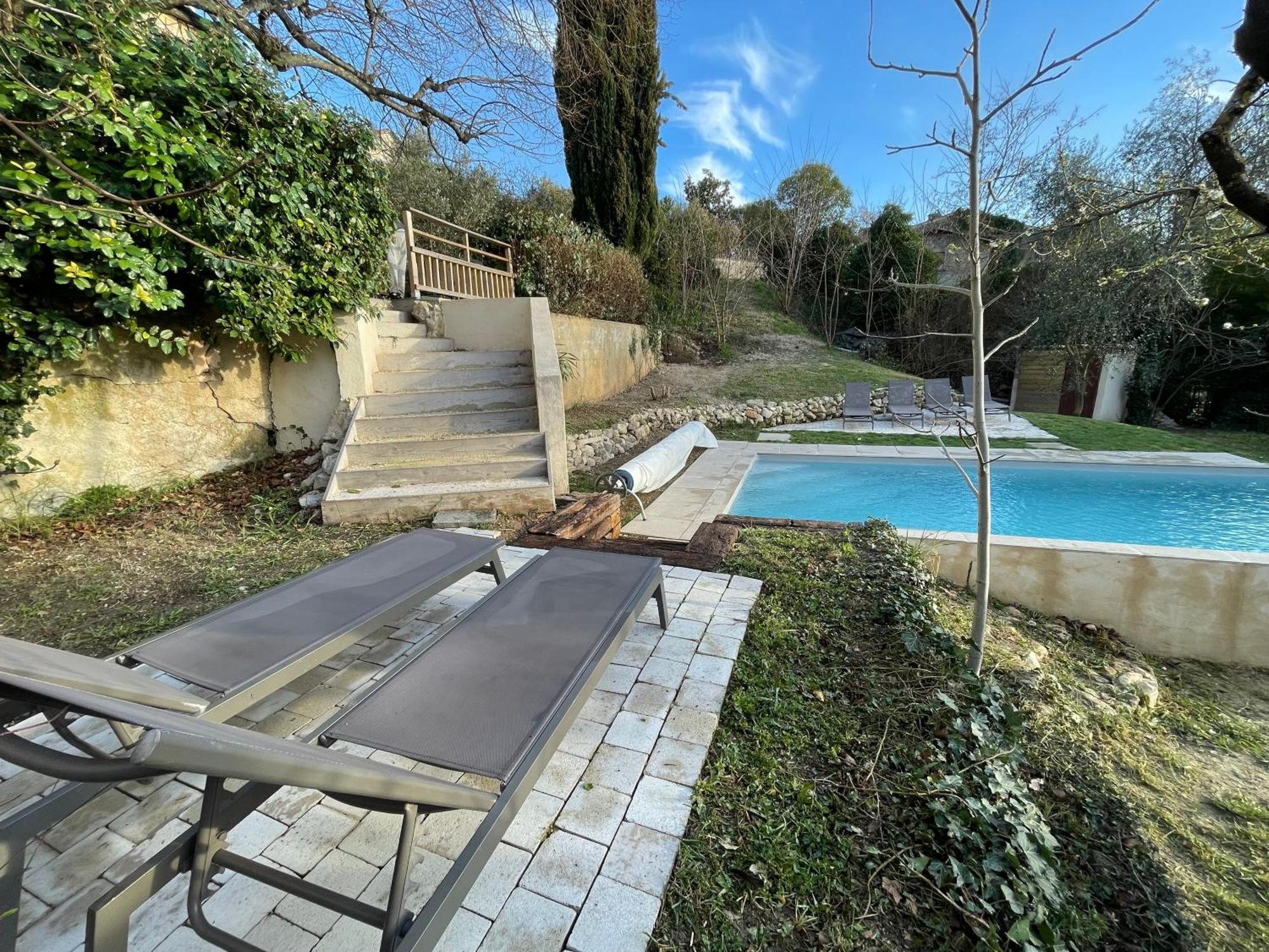 Maison & Jardin Coeur Luberon Classe 4 Etoiles Peypin-d'Aigues Exterior photo